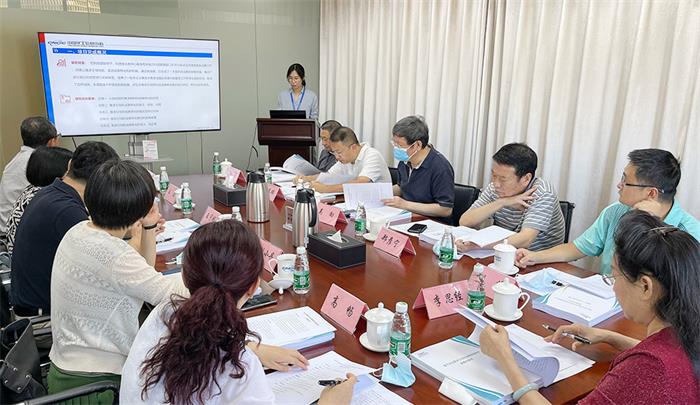 103546138.jpg 180037apcp50cnk5pak5jk.jpg